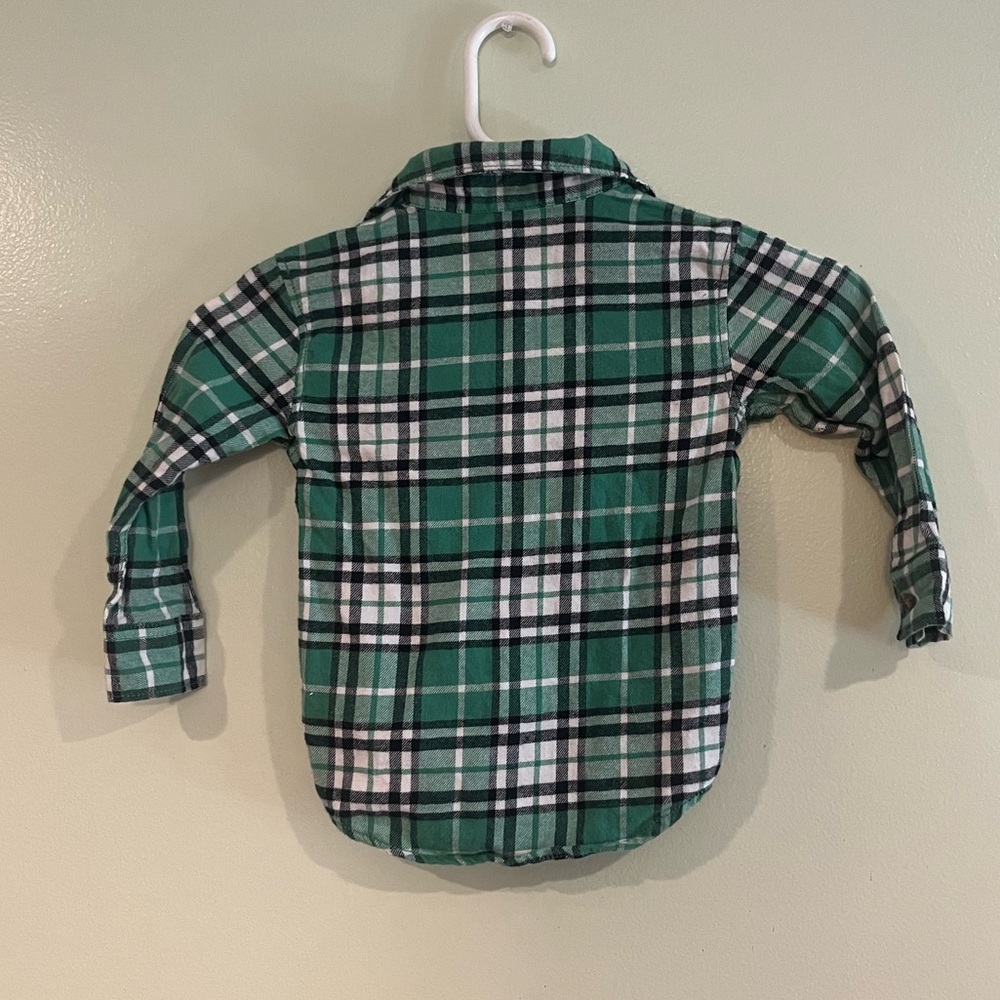 Button up flannel - Picture 2 of 3
